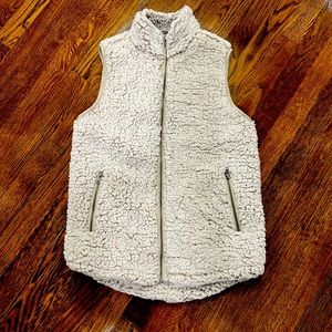 NWT never worn Sherpa vest